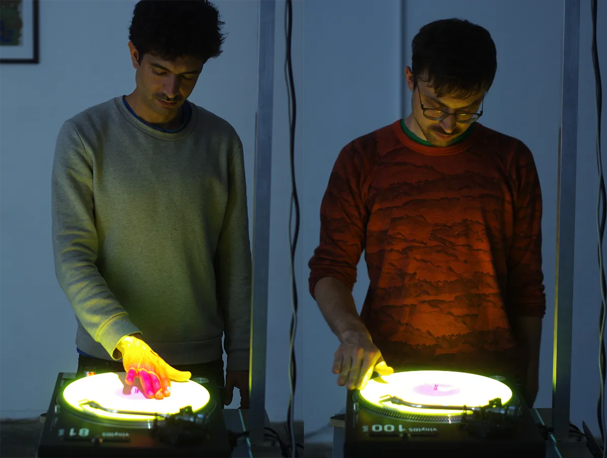 Screenshot 4 of VinylOS