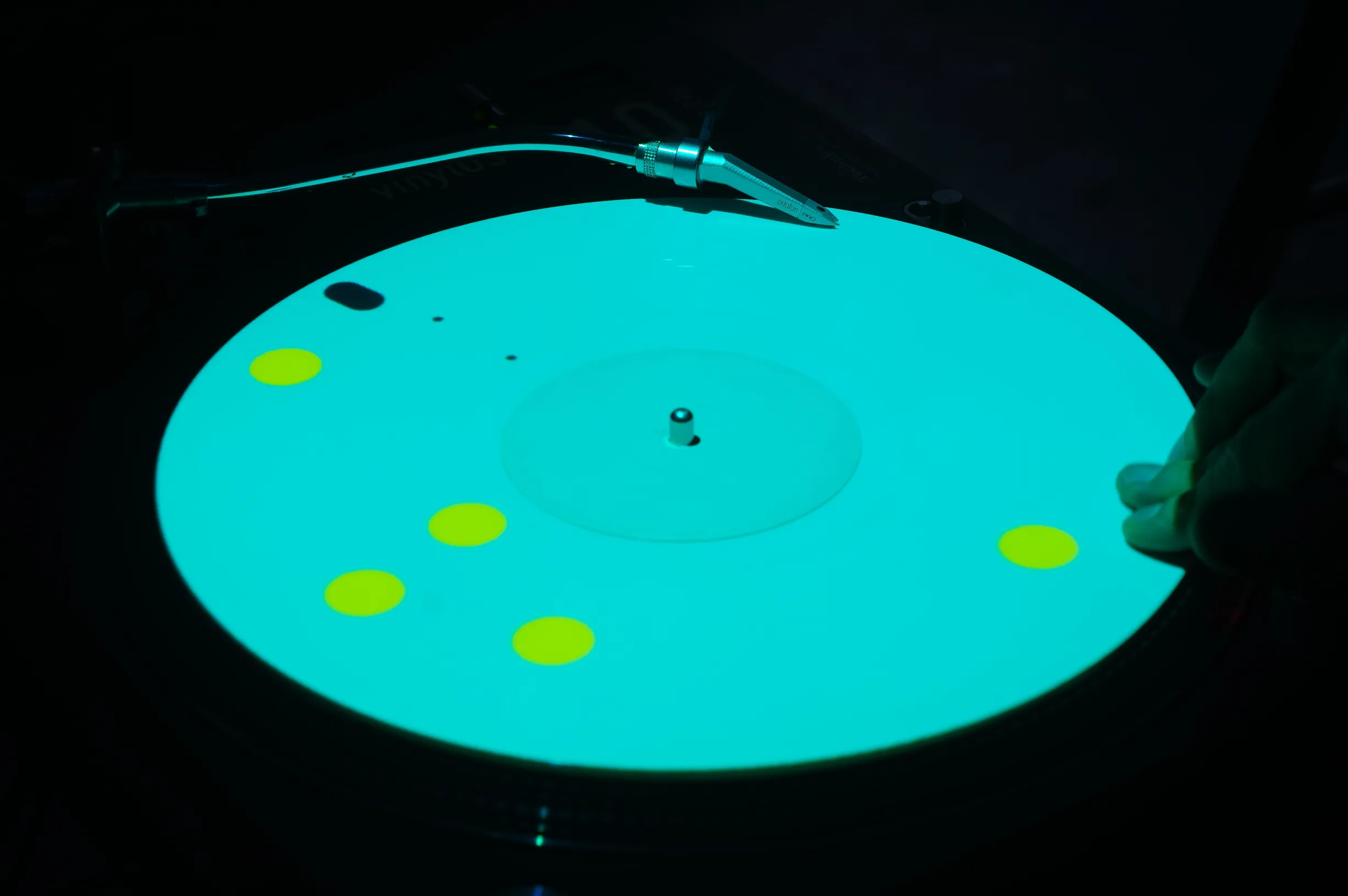 Screenshot 2 of VinylOS